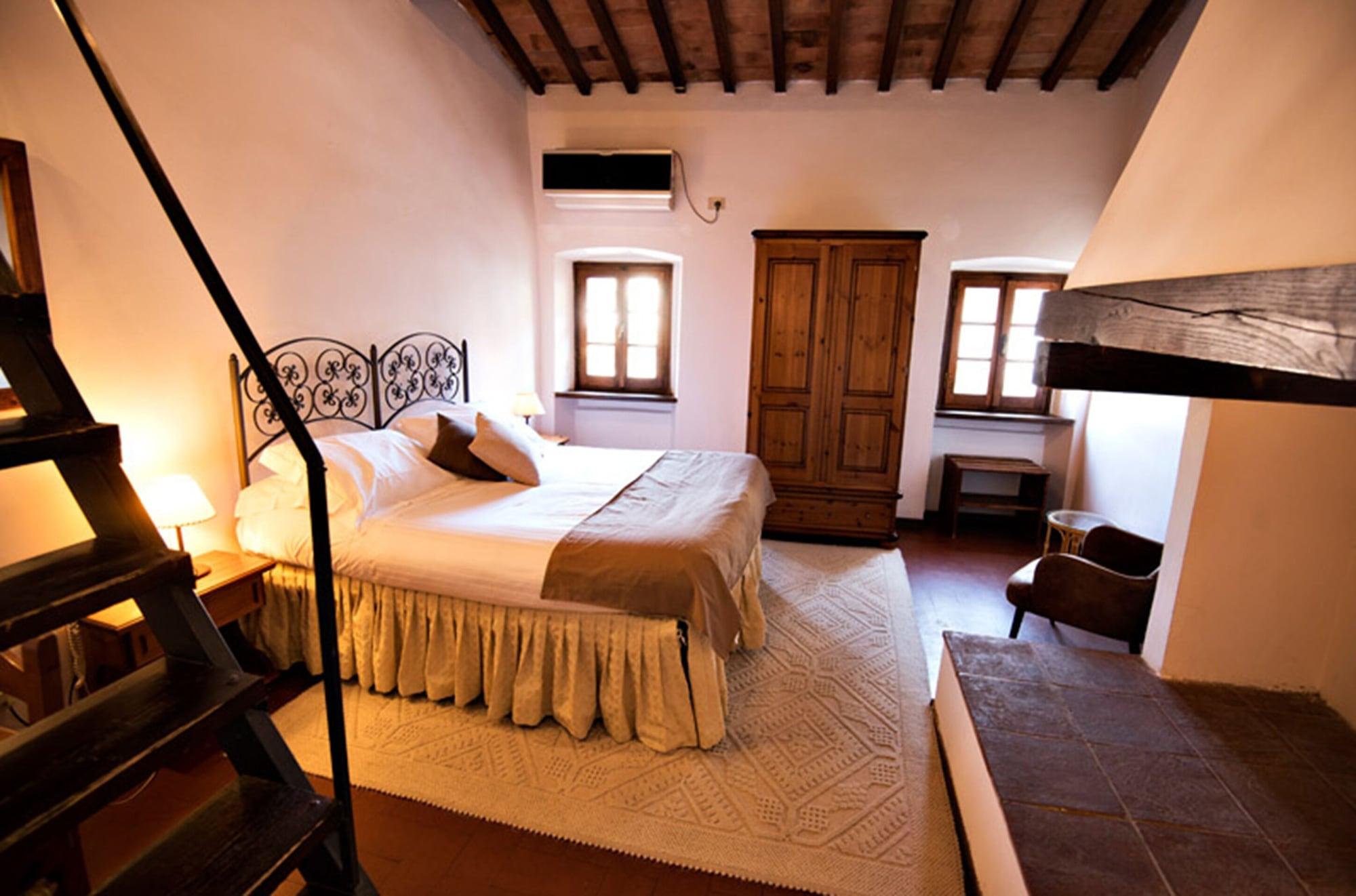 גרבה אין קיאנטי Albergo Del Chianti מראה חיצוני תמונה